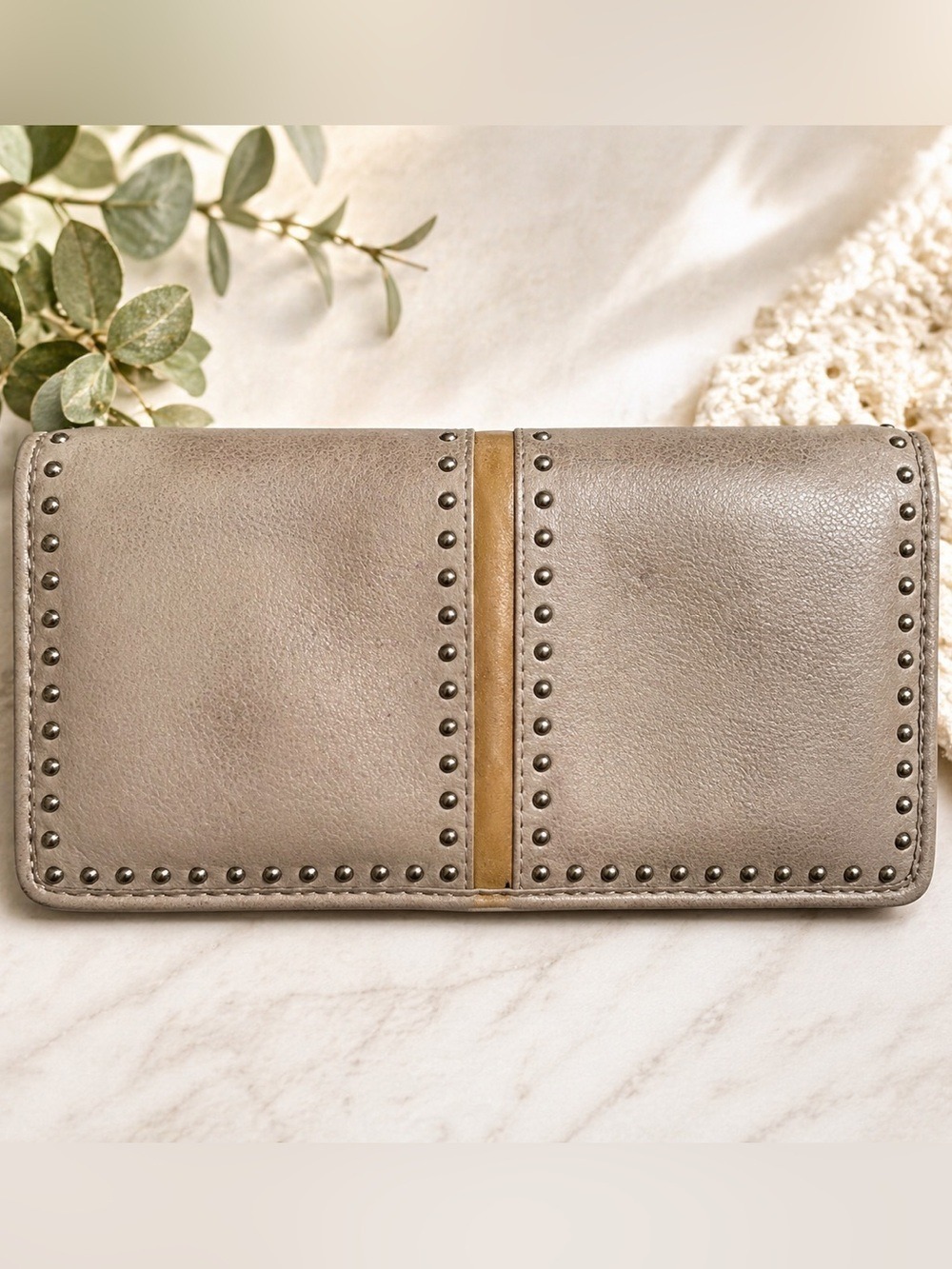 Brighton Studded Leather Wallet Organizer Beige Snap Zip Long Wallet